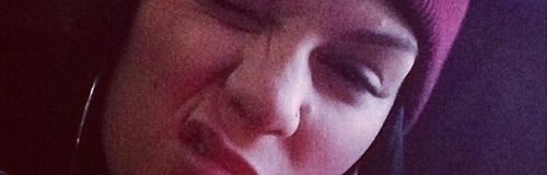 Jessie J wearing a beanie