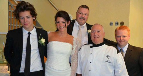 harry-styles-mums-wedding-1370251164-large-article-0 Harry Styles Calls Speech At His Mum's Wedding