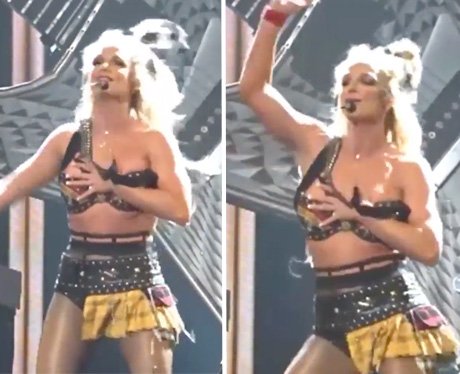 Britney Spears Wardrobe Malfunction Uncensored