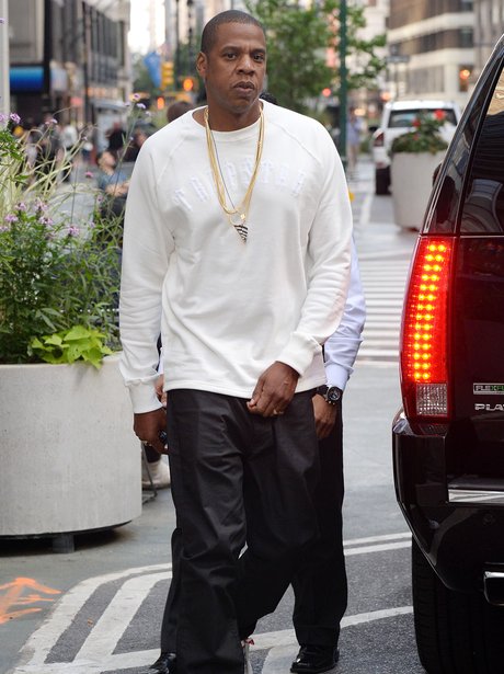 In Neeeeew Yooooorrrk! Jay-Z keeps it real out in NYC - This Week's ...