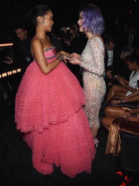 Grammys: 19 Pics That PROVE 2015 Was The Year Of The BFF! - Capital